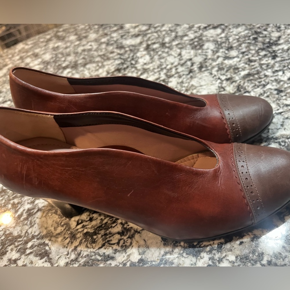 Beautifeel Women's Leather Two Tone Leather Heels Deep Maroon Size 39 See Pic
